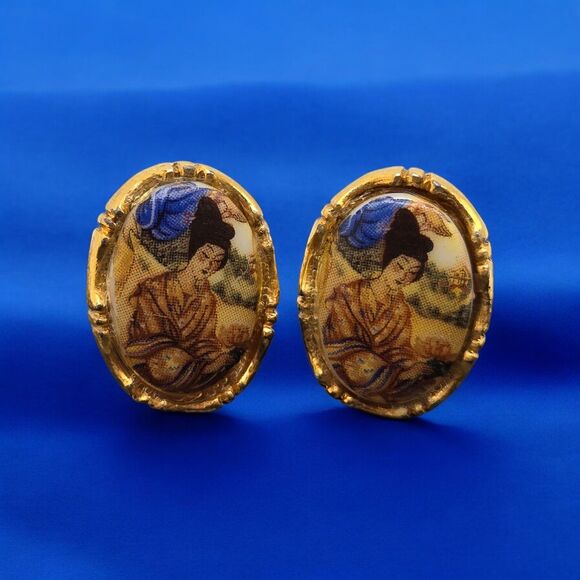 Signed ART Arthur Pepper Vintage Gold Tone Japanese Geisha Cameo Clip Earrings - Picture 2 of 10